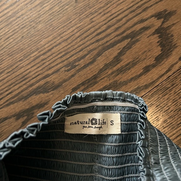 Natural life shorts/skirt size small - Picture 2 of 2